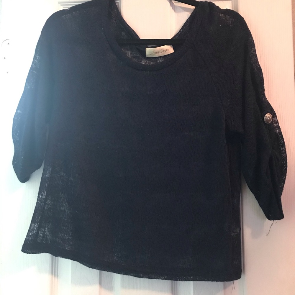 Brand new. Knitted top